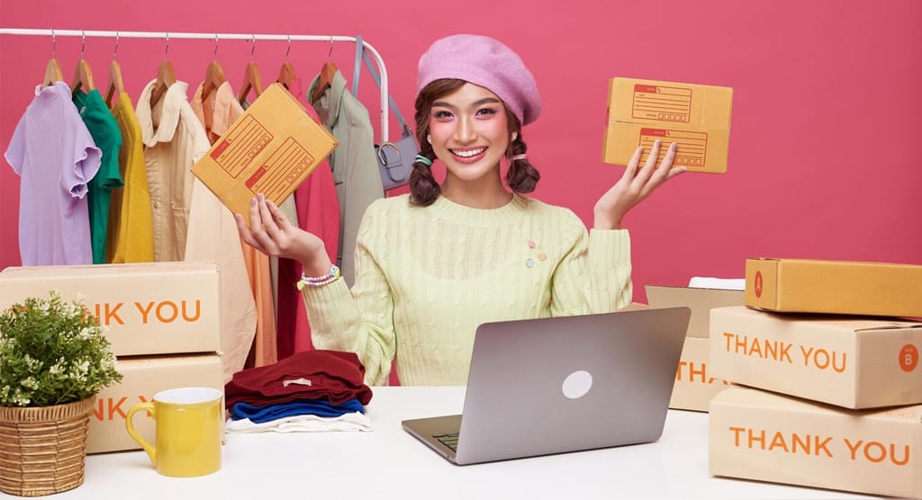 What is an Ecommerce Host?