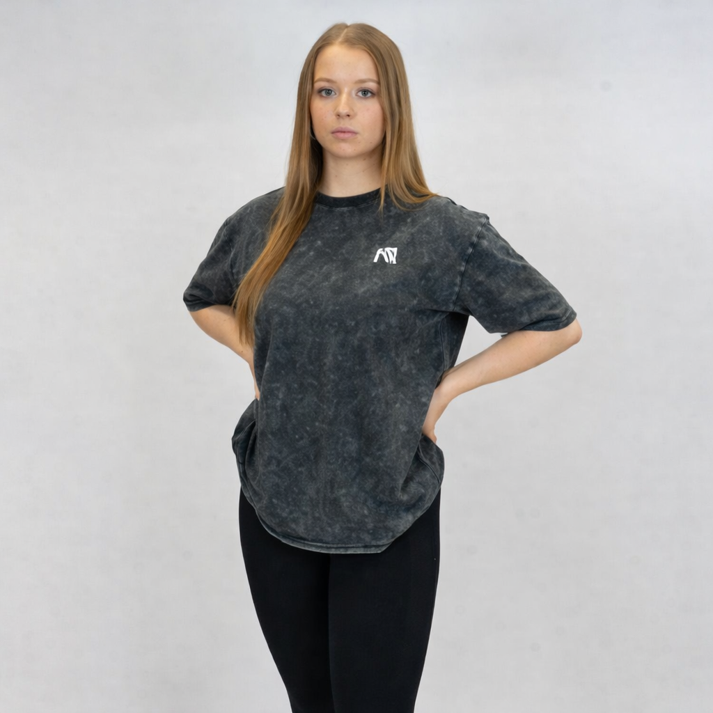 , Oversized Style Edit: Eyewear, Tees & Cargo Trousers